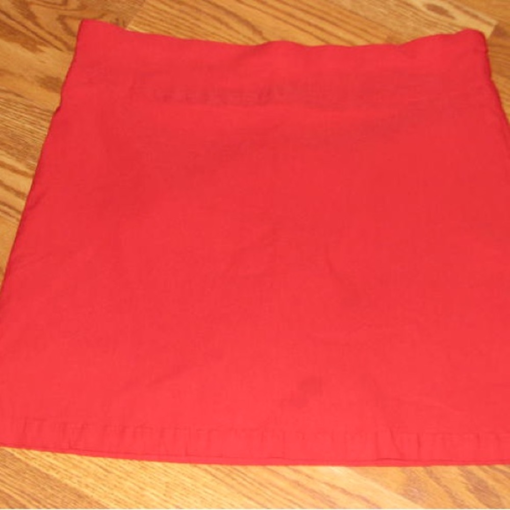 RAFAELLA  RED SKORT SIZE XL